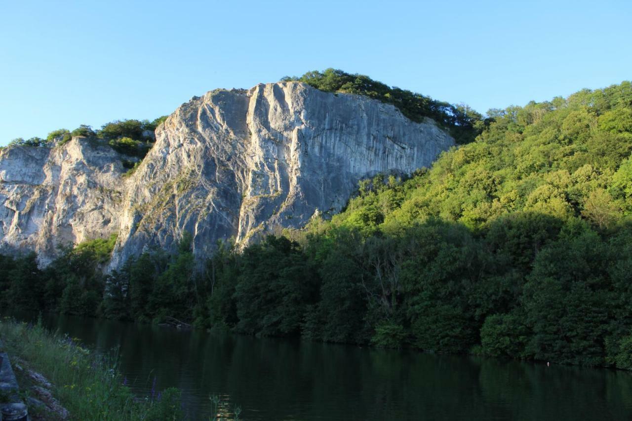 Au Bois Charmant Waulsort Exteriér fotografie